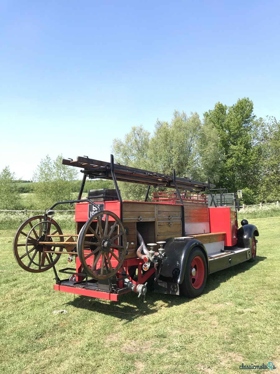 1935' Ford Model 51 photo #2