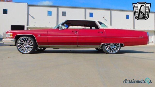 1975' Cadillac De Ville photo #3