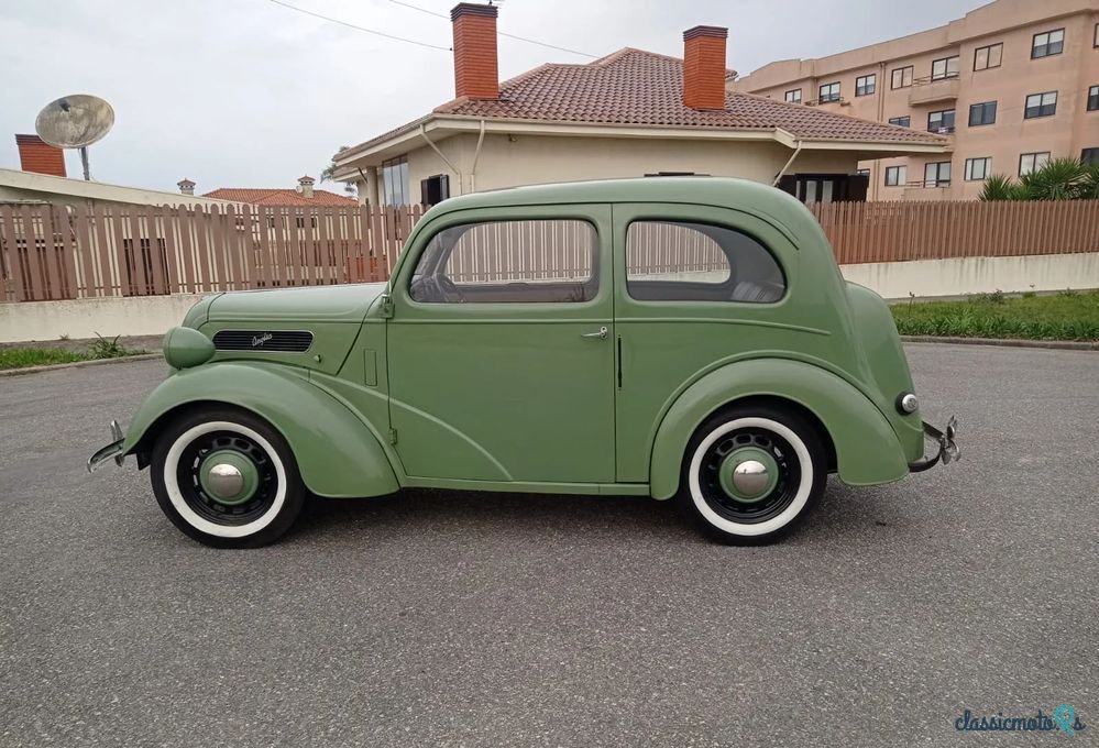 1949' Ford Anglia photo #2