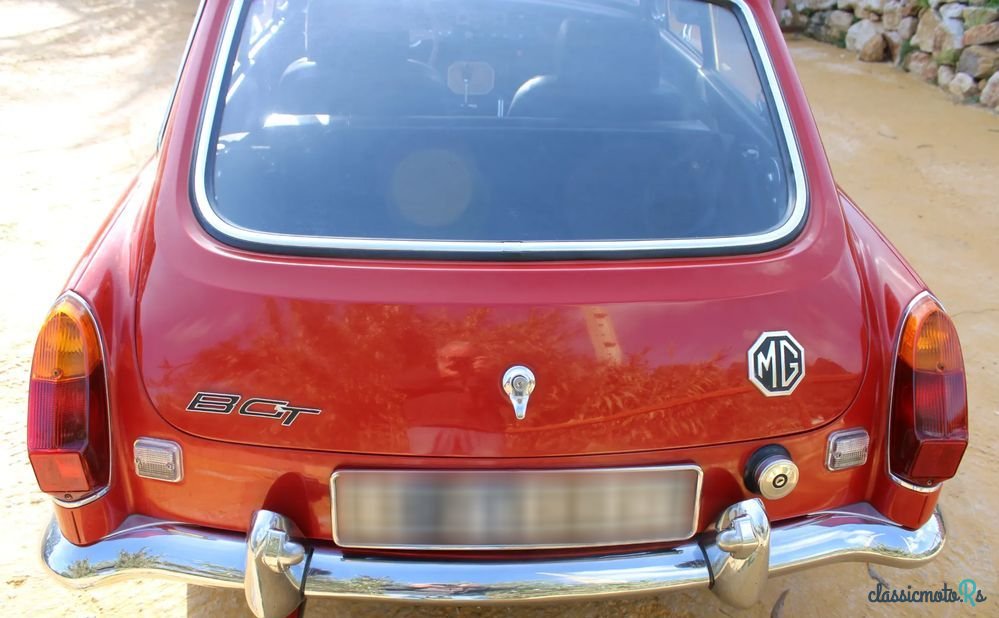 1970' MG MGB photo #5