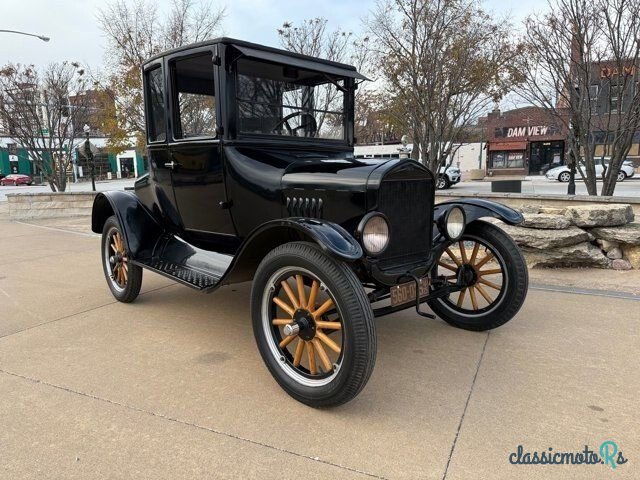 1925' Ford Model T photo #1