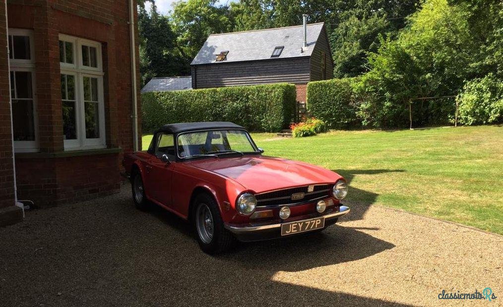 1975' Triumph TR6 photo #1