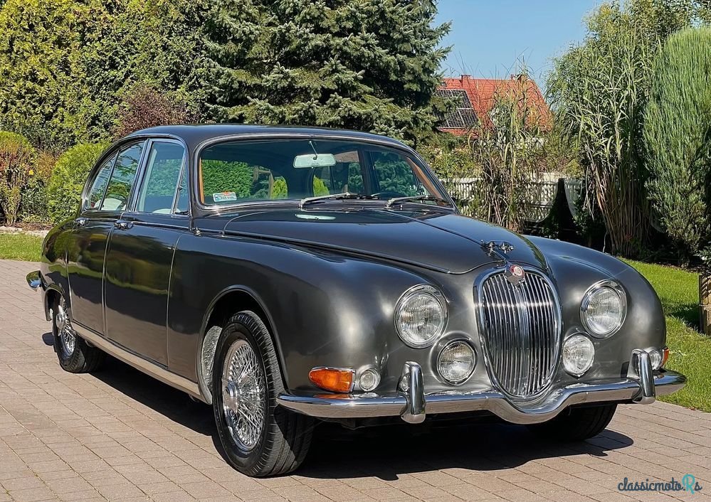 1976' Jaguar S-TYPE photo #2