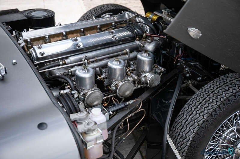 1963' Jaguar E-Type photo #3