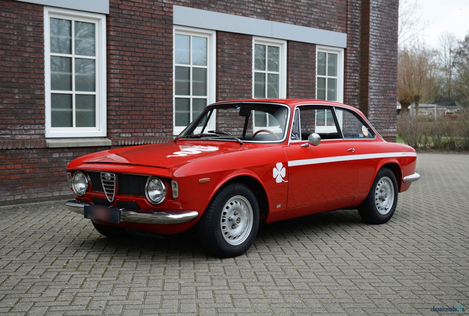 1968' Alfa Romeo Giulia 1300 Junior photo #6