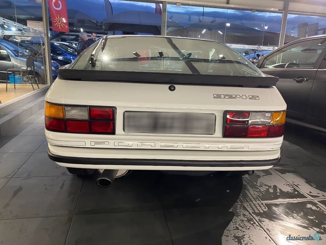 1980' Porsche 924 photo #5