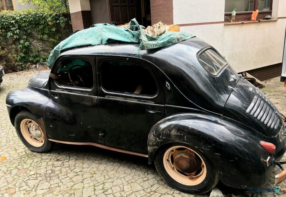 1949' Renault 4CV photo #3