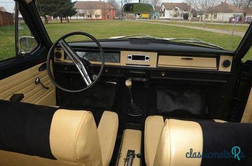 1978' Gaz Volga M-24 photo #3
