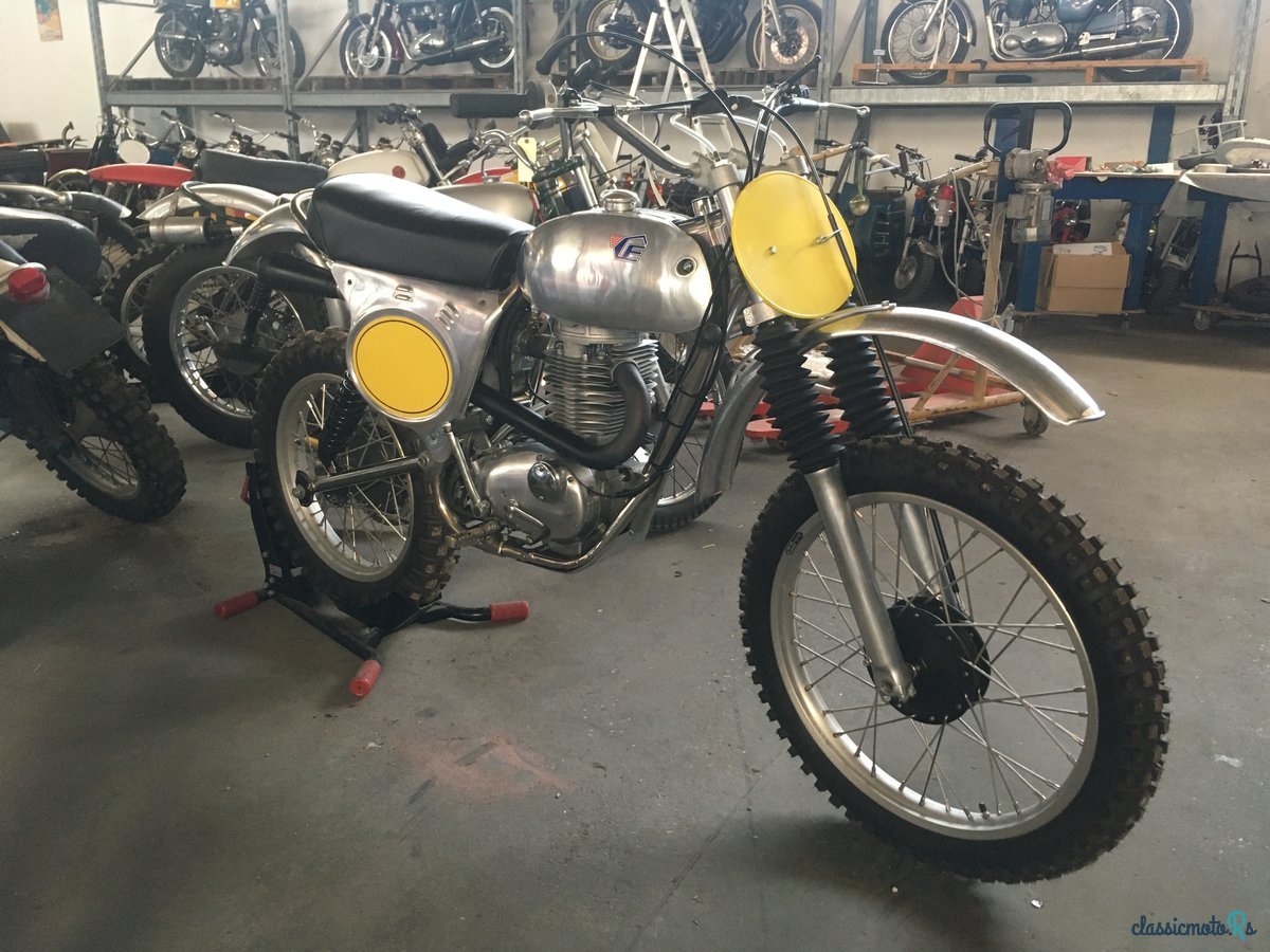 1973' Triumph photo #1