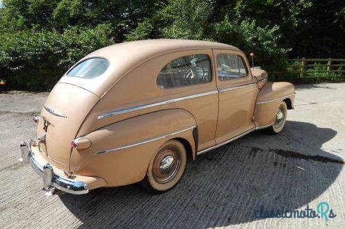 1947' Ford 2  Door Sedan photo #2