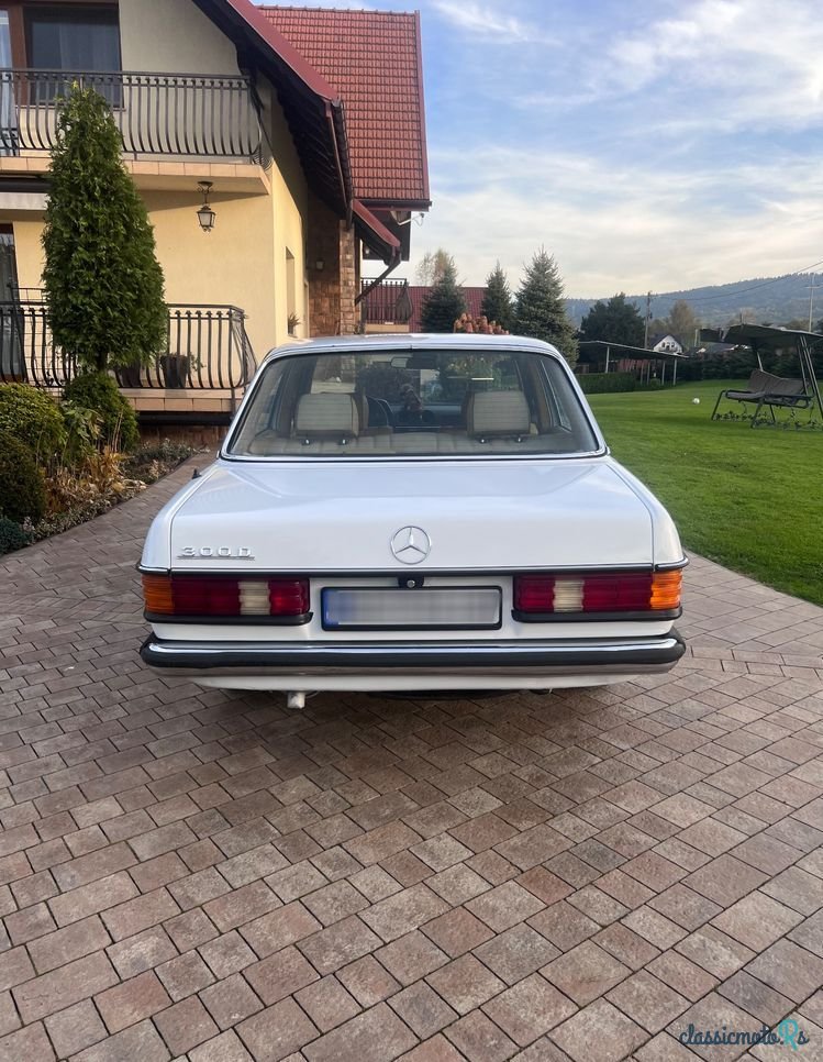 1980' Mercedes-Benz W123 photo #6