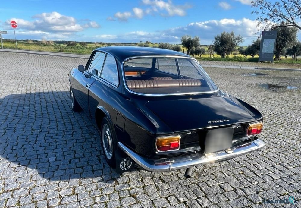 1972' Alfa Romeo GT photo #6