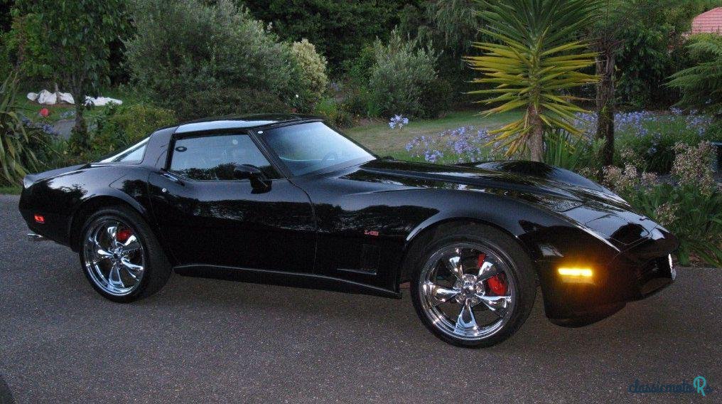 1980' Chevrolet Corvette photo #5