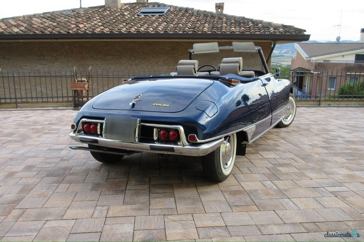 1970' Citroen DS photo #4