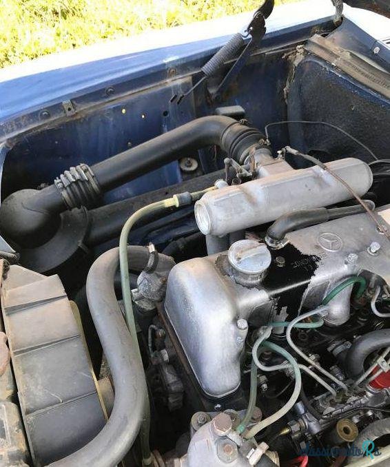 1969' Mercedes-Benz 220 photo #5