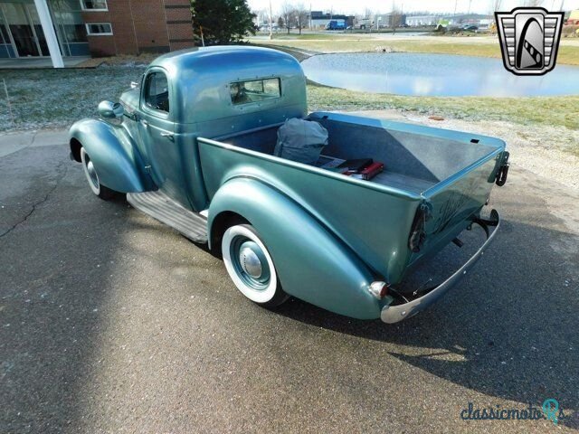 1937' Studebaker photo #3