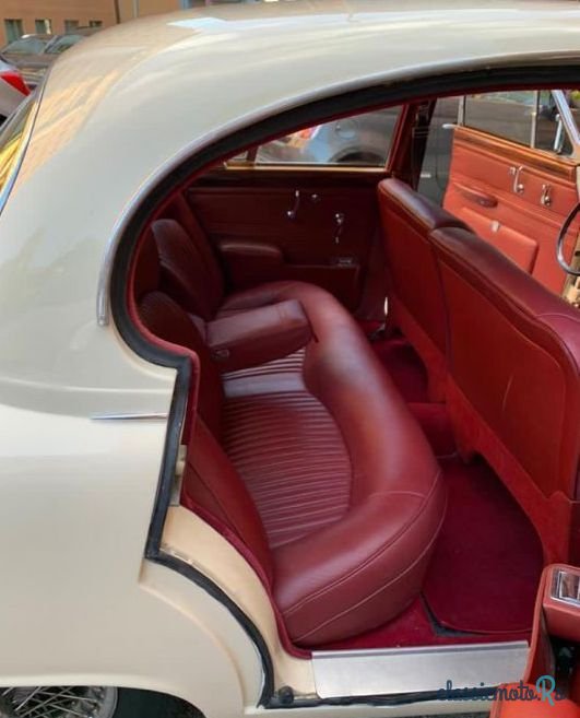 1967' Jaguar S-TYPE 3.8S photo #5