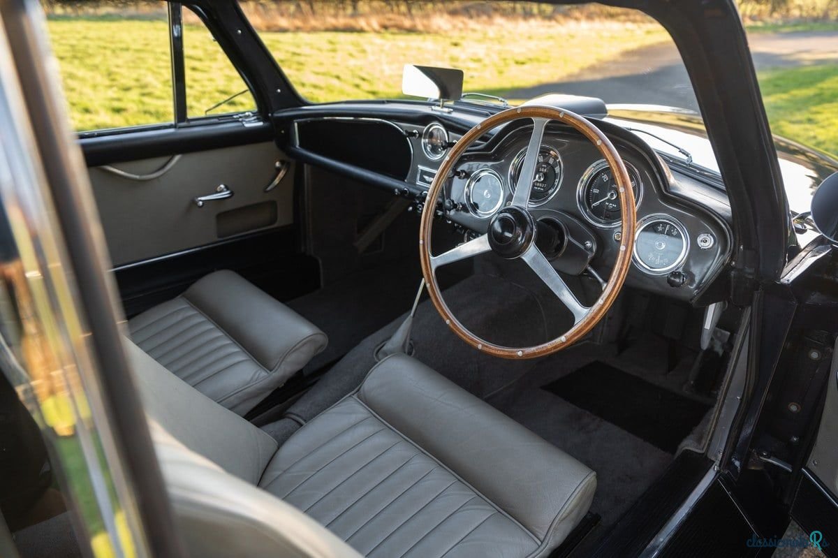 1958' Aston Martin DB2 photo #6