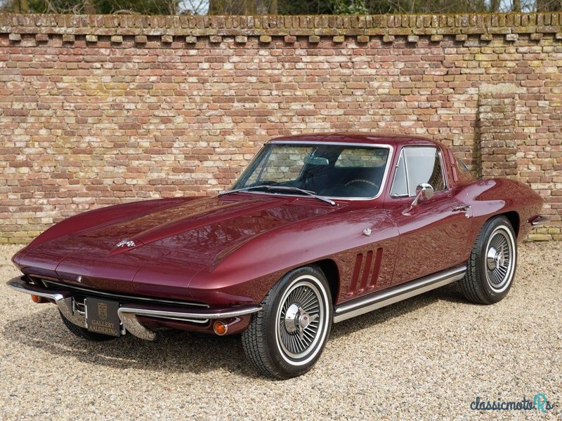 1965' Chevrolet Corvette photo #1