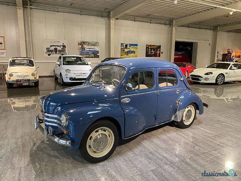 1957' Renault 4CV photo #2