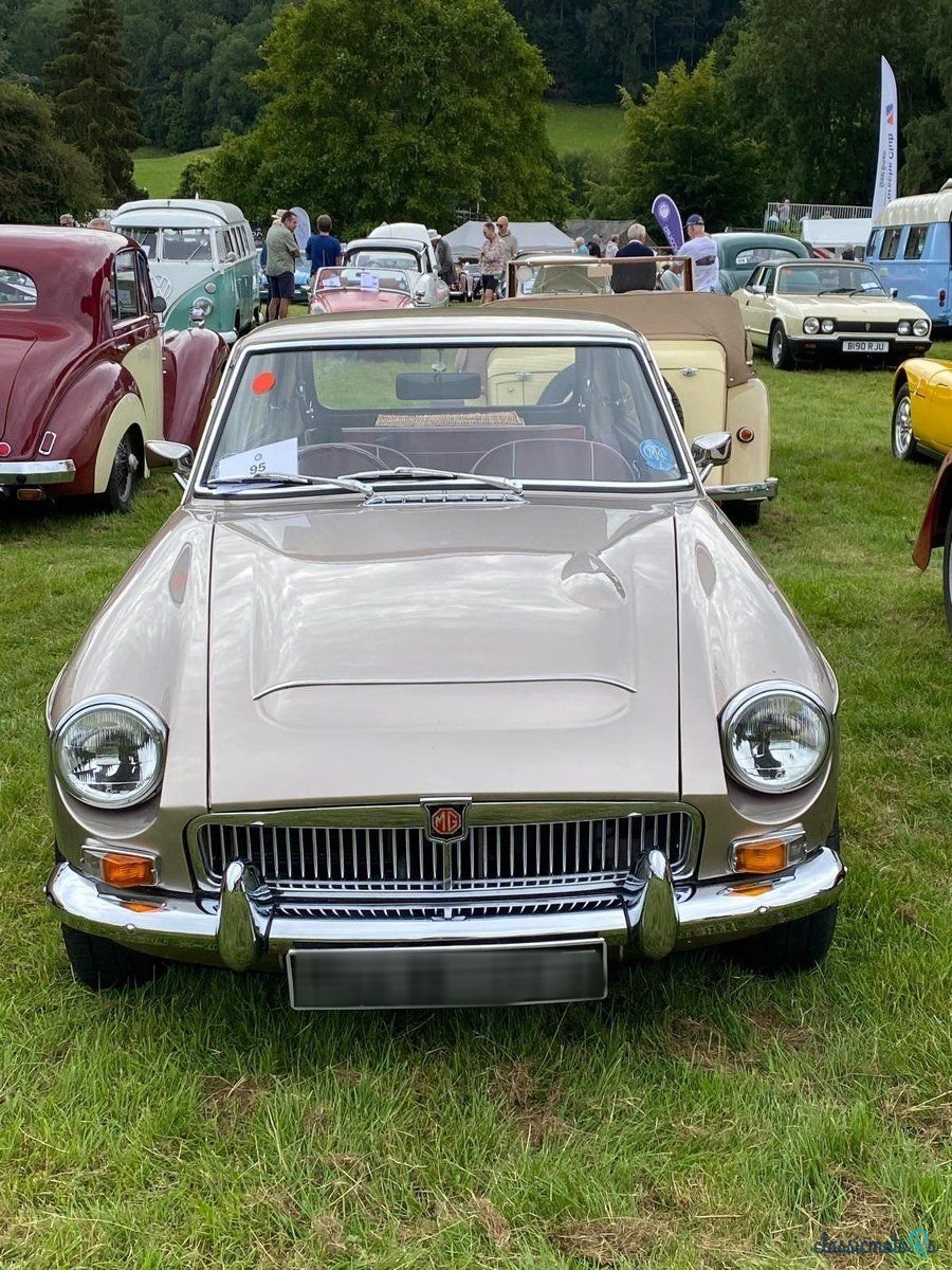 1967' MG MGC photo #2