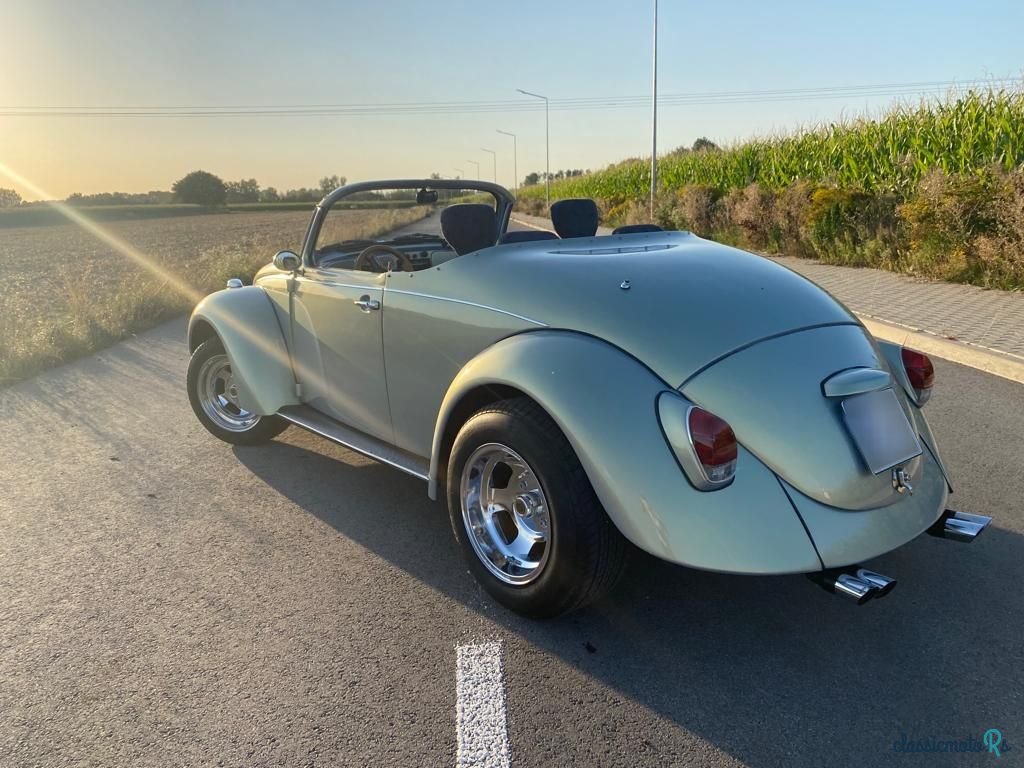 1970' Volkswagen Garbus photo #2