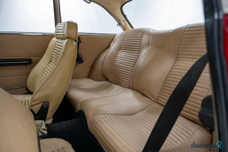 1974' Alfa Romeo 2000 GT Veloce '74 CH23344 photo #5