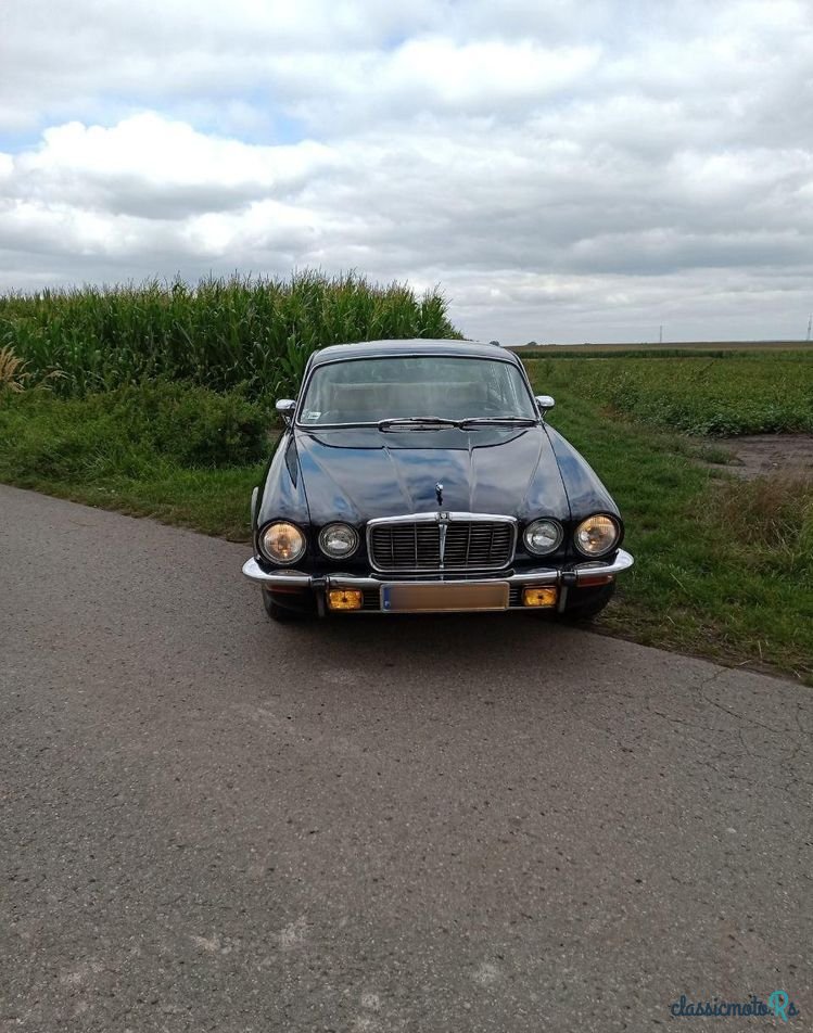 1976' Jaguar XJ photo #6