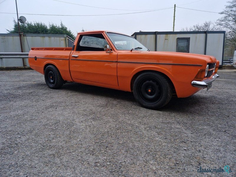 1976' Ford Cortina photo #5