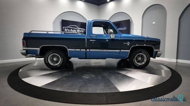 1987' Chevrolet C/K Truck photo #4
