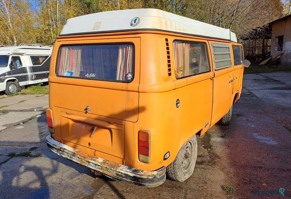 1973' Volkswagen T2 Westfalia photo #2