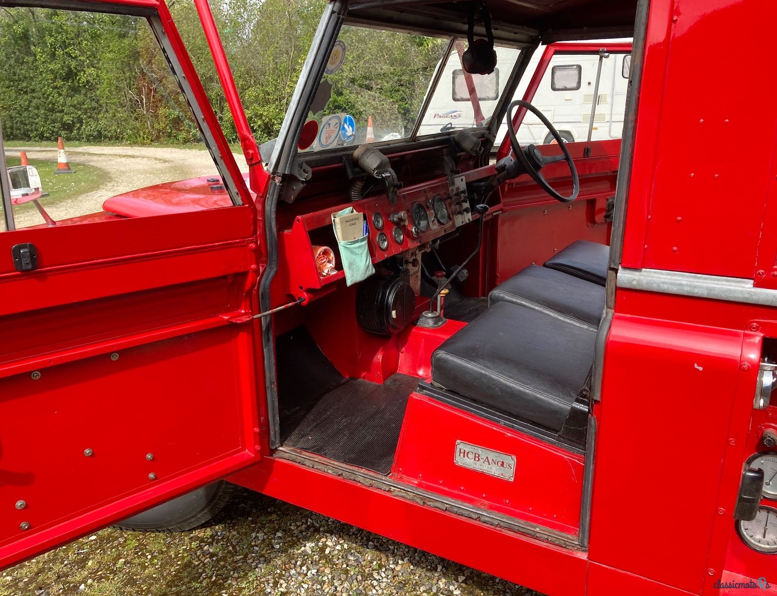 1967' Land Rover photo #2