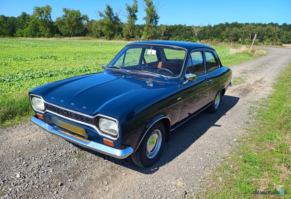 1969' Ford Escort photo #1