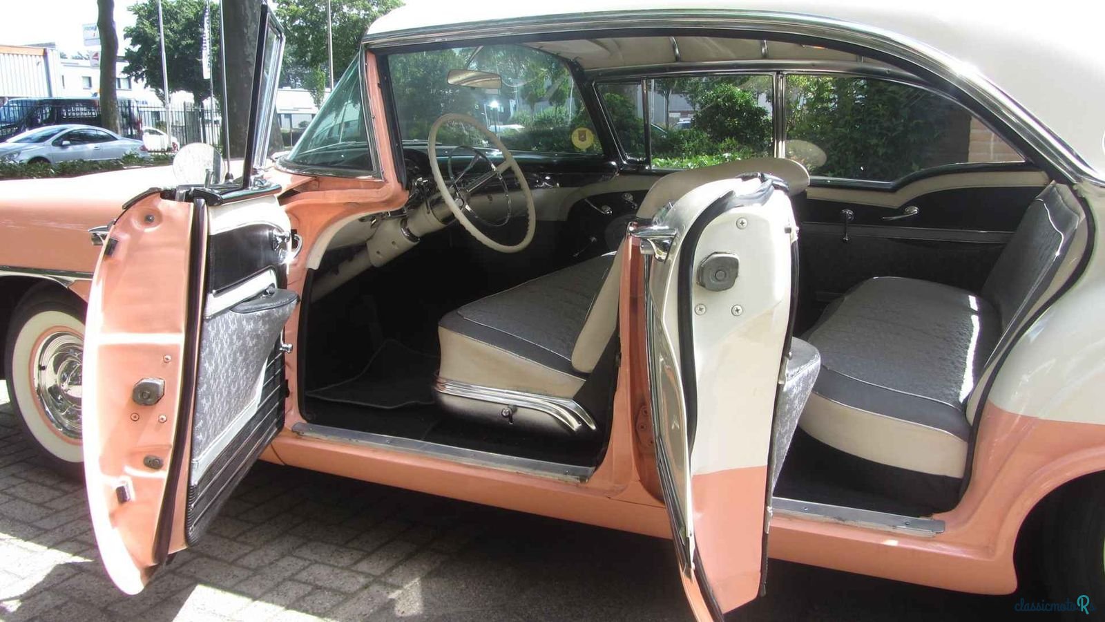 1957' Oldsmobile Super 88 photo #5