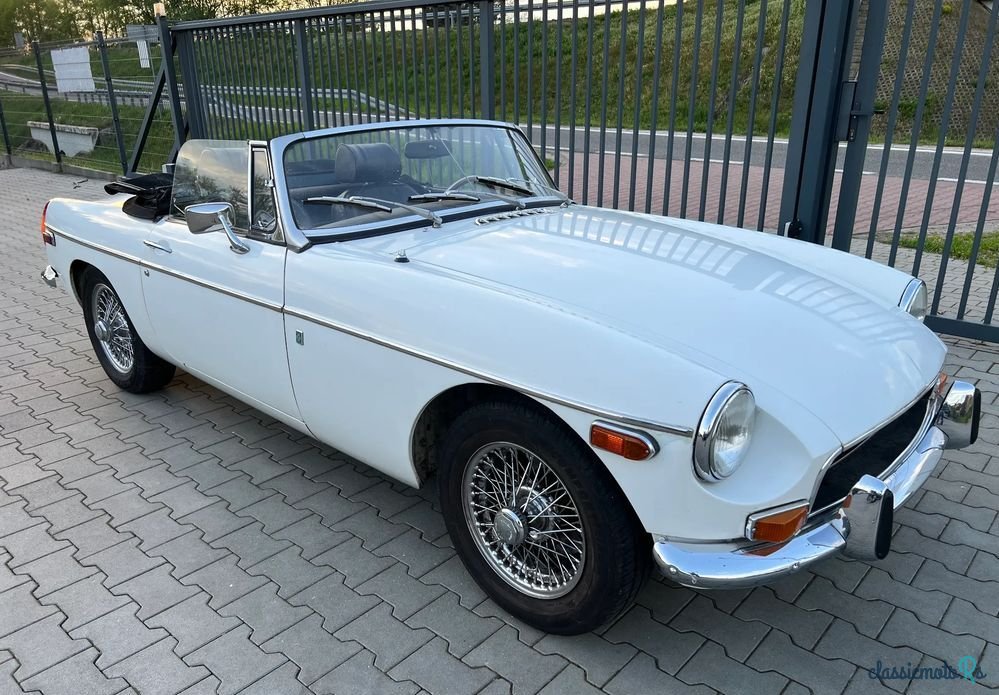 1973' MG MGB photo #3