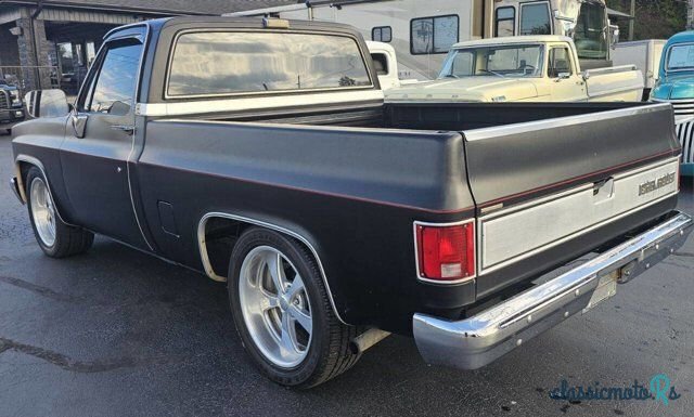 1987' Chevrolet C/K Truck photo #6