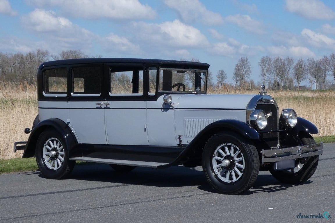 1927' Locomobile 8-80 photo #2
