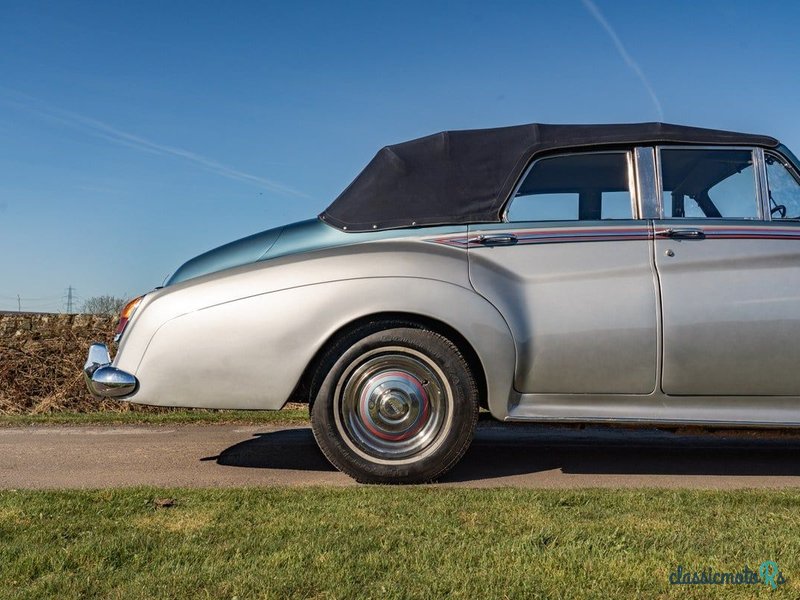 1965' Bentley S3 photo #3