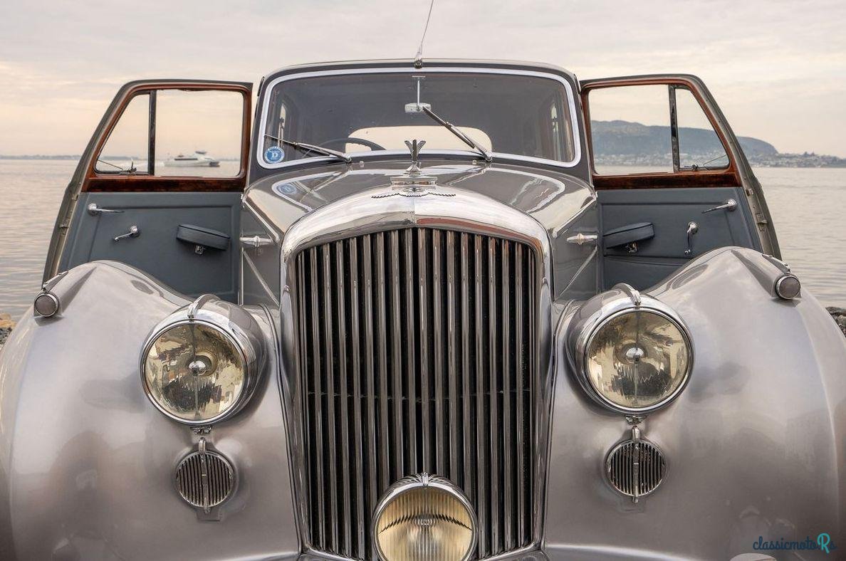 1953' Bentley R Type Sedan photo #4