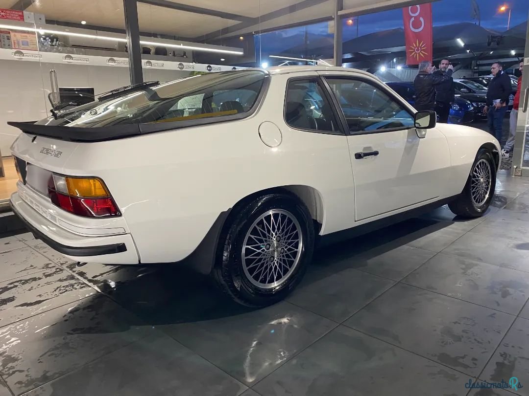 1980' Porsche 924 photo #6