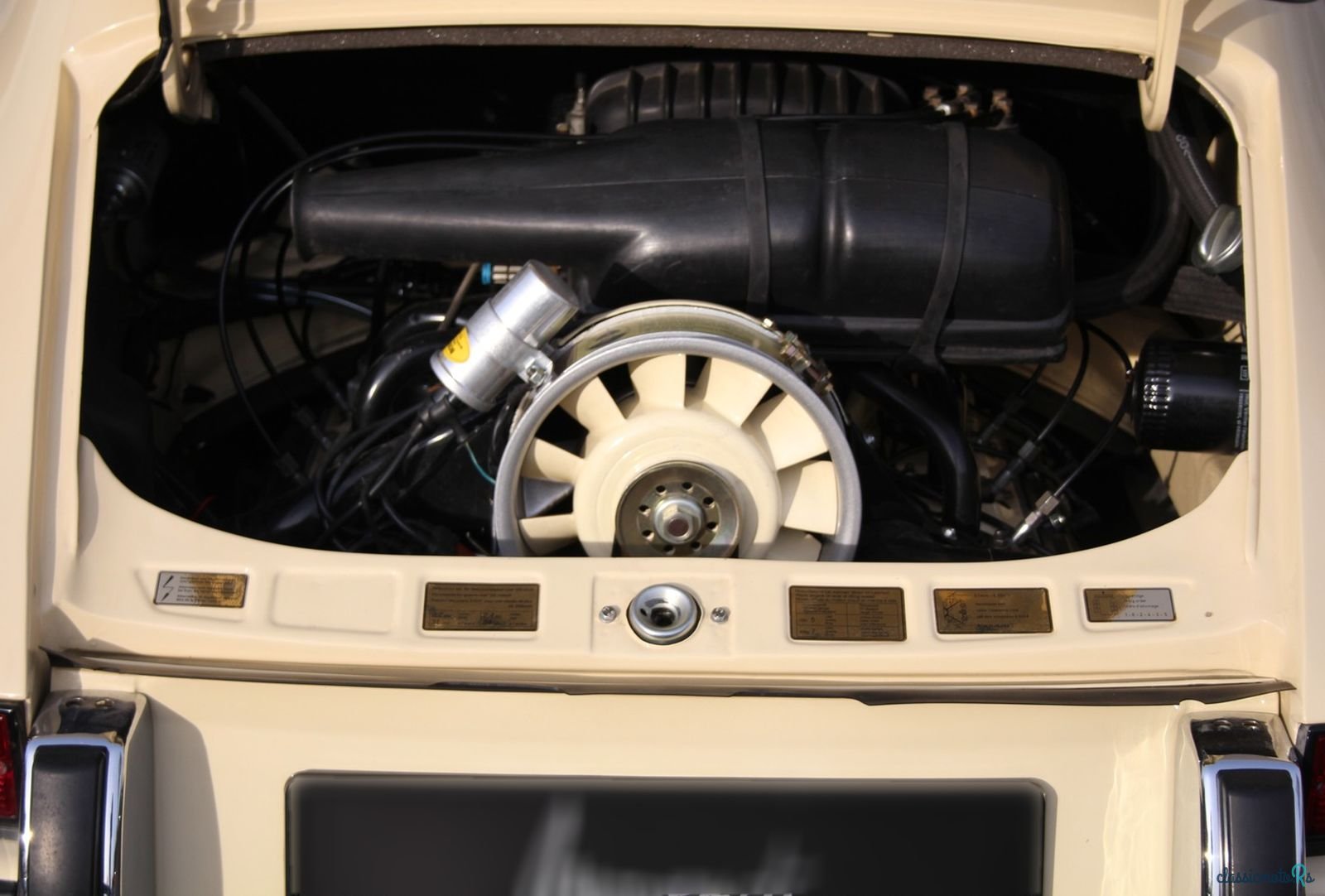 1973' Porsche 911 T photo #4