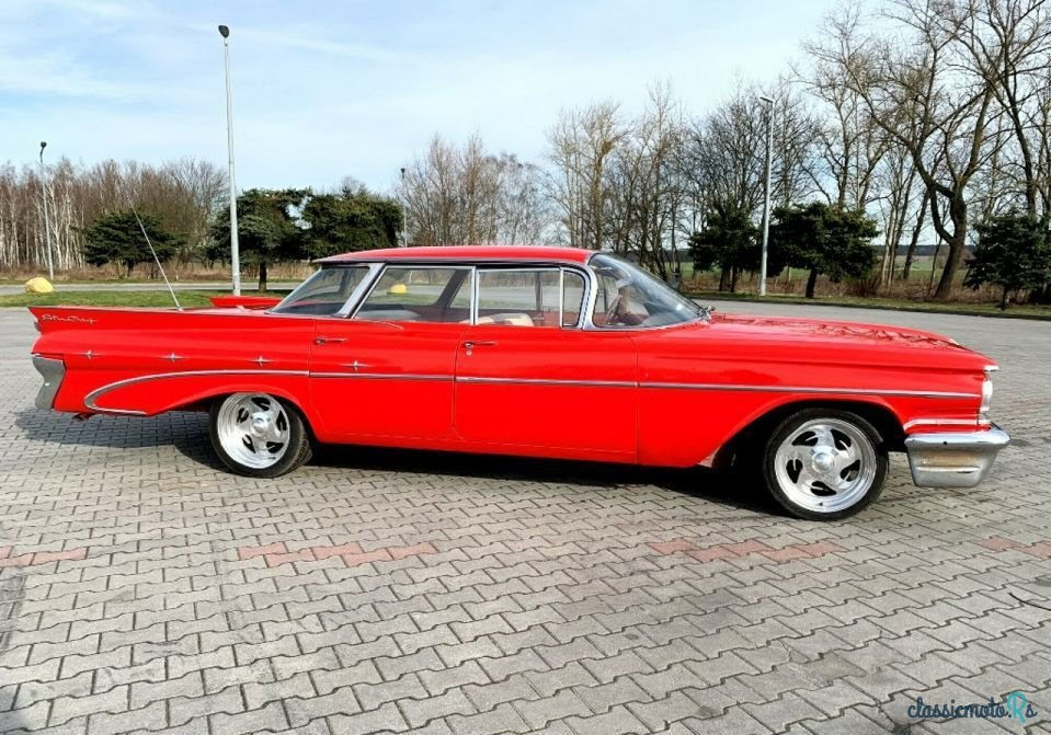 1959' Pontiac Star Chief photo #3