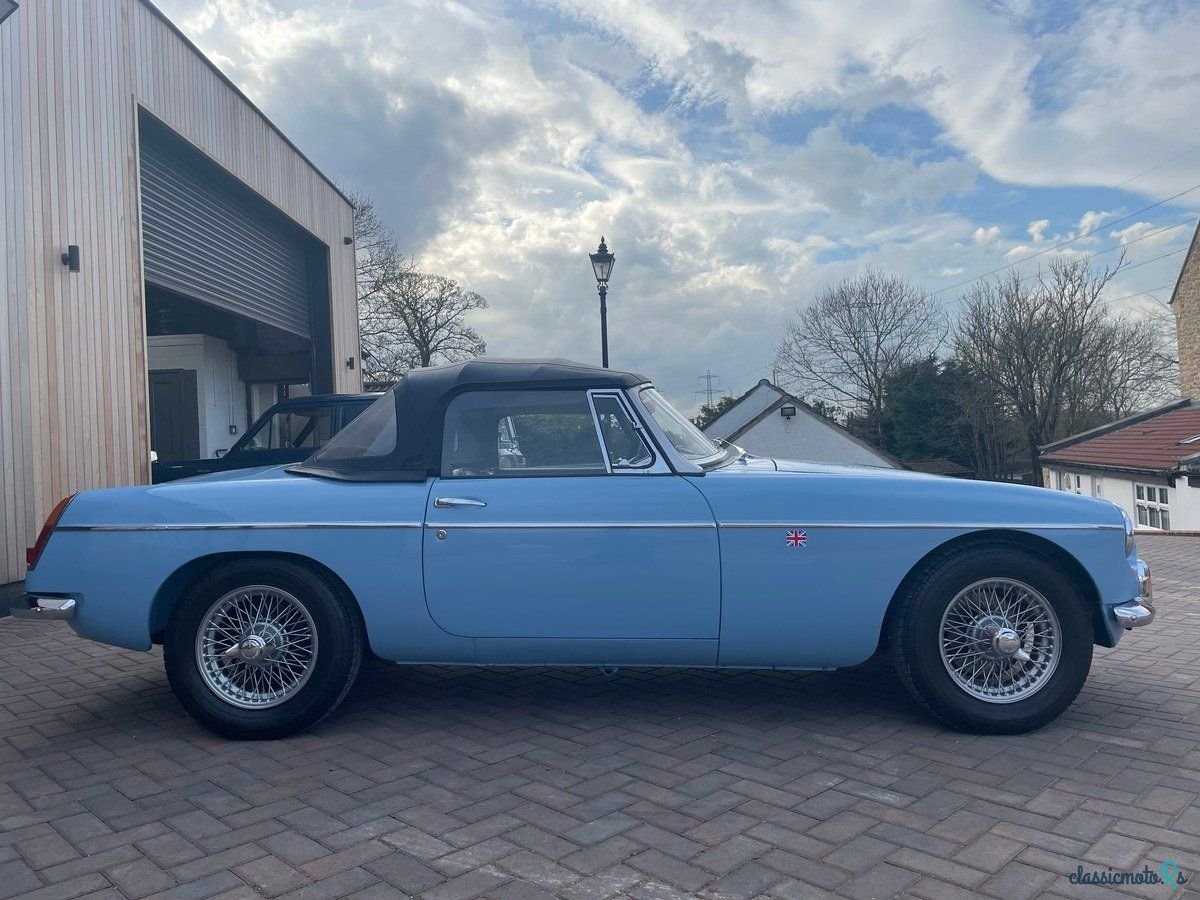 1963' MG MGB photo #2