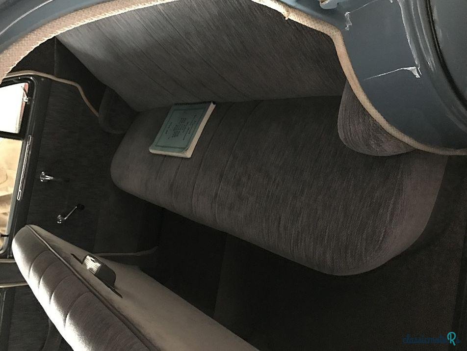 1949' Chevrolet Deluxe photo #1