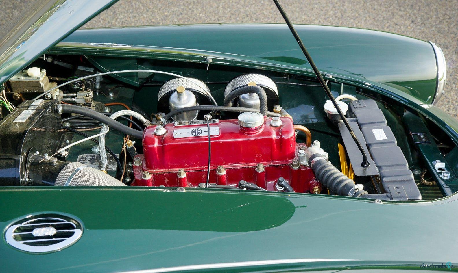 1956' MG MGA 1500 Roadster photo #2