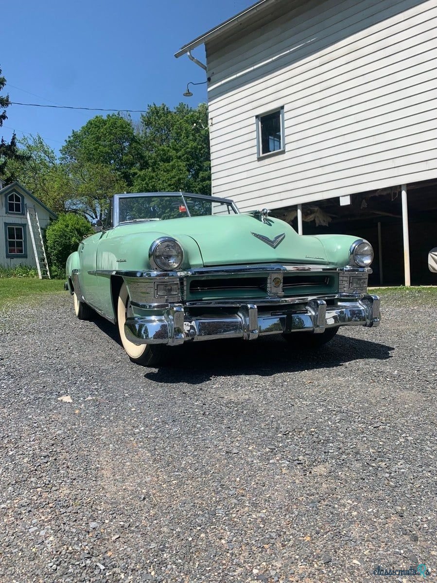 1952' Chrysler New Yorker photo #1