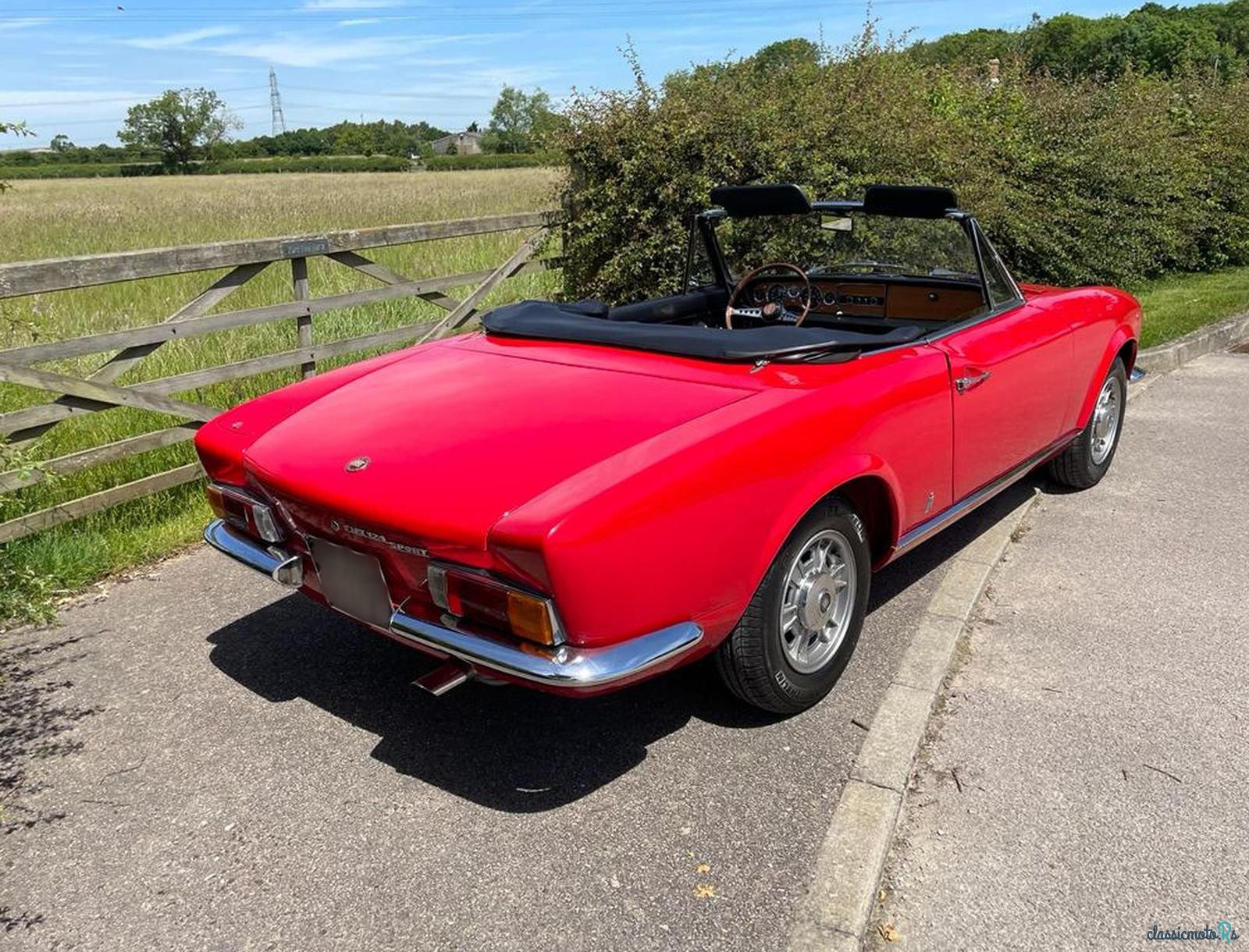 1968' Fiat 124 for sale. Hertfordshire