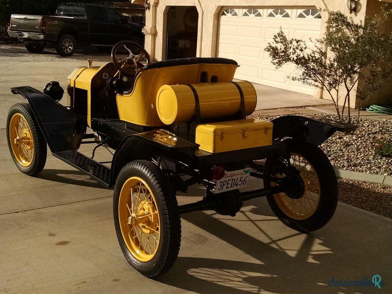 1914' Ford Model T photo #3