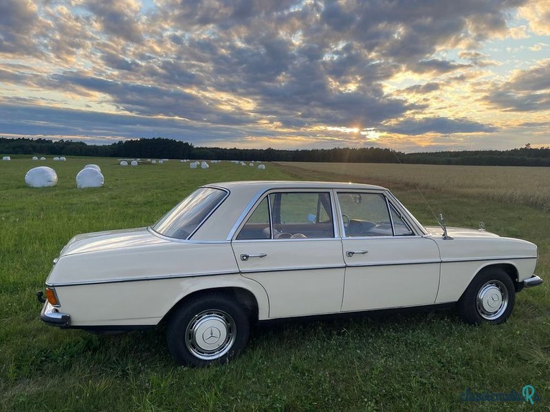 1970' Mercedes-Benz W114 photo #4