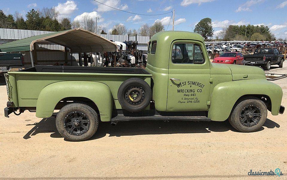1952' International Harvester Pickup photo #2